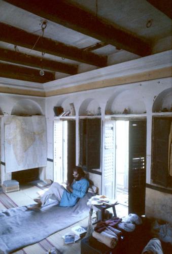 Allen reading in Benares room